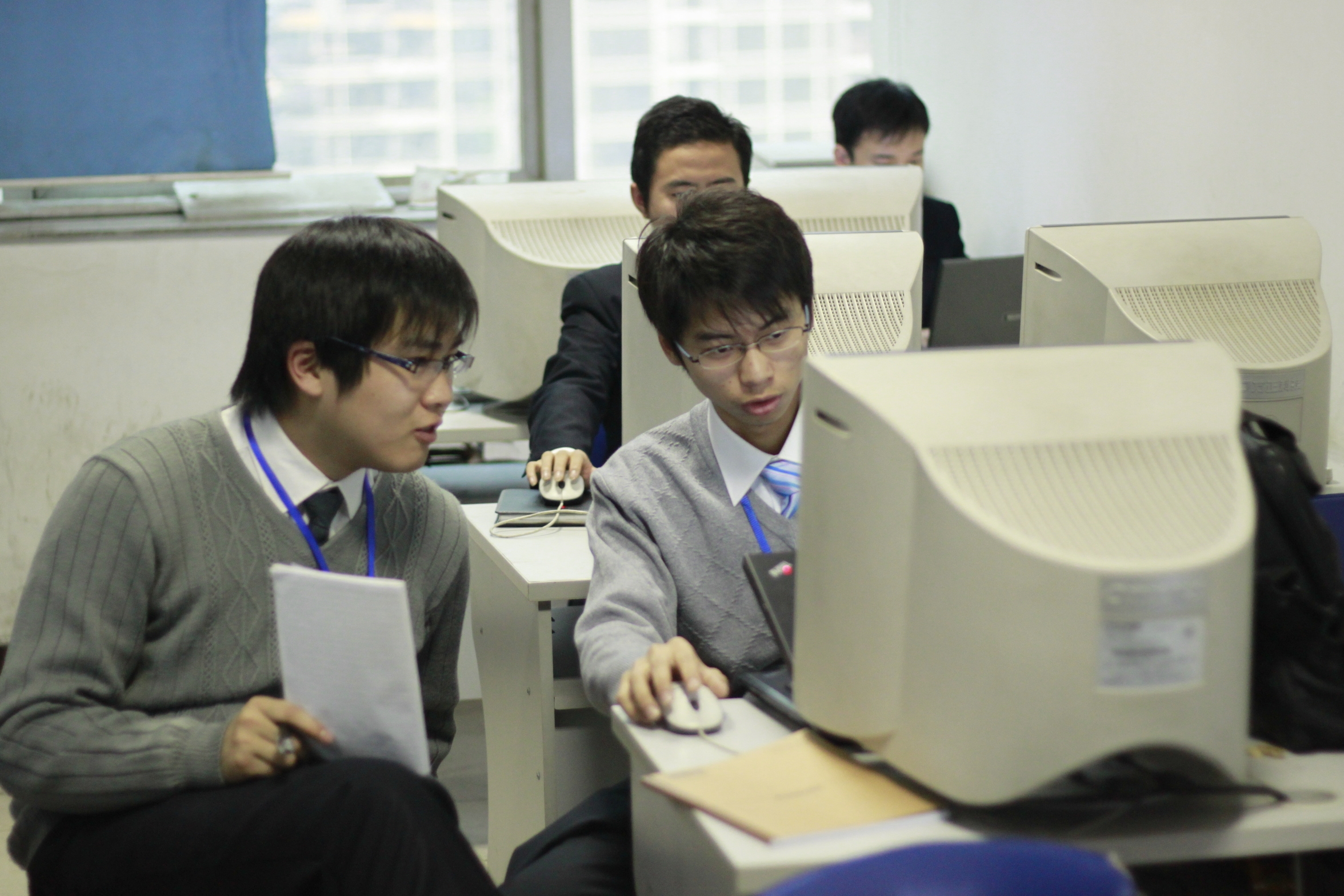 計算機類的專業都有哪些？計算機專業的前景如何？